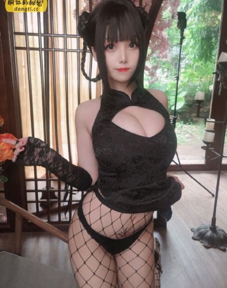 善良的女秘书的目的