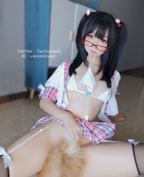 健身房私教吸乳高潮av