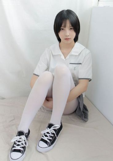 秘书的被脔日常高h往里放黄瓜