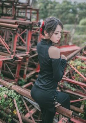丰满年轻的继母8